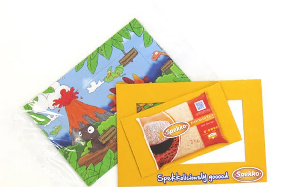 Magnetic photo frames